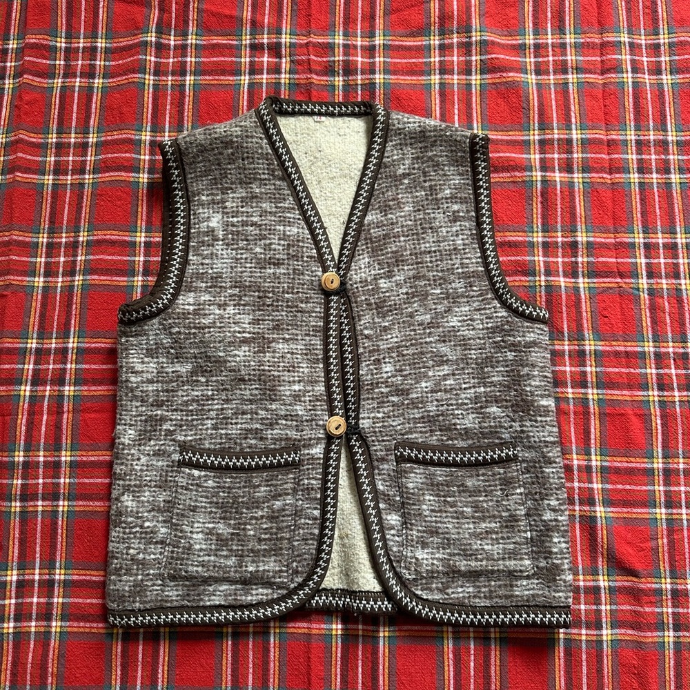 🍂 VINTAGE 1970’s HANDMADE BROWN WOOL BLEND VEST 🍂